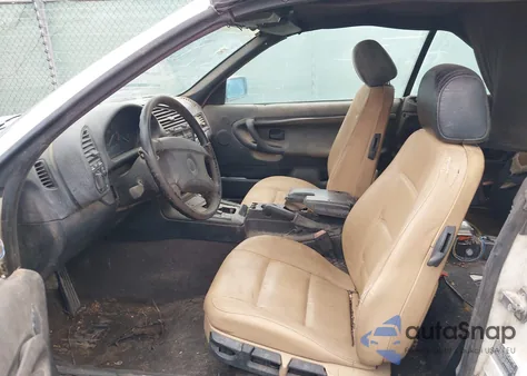 1995 BMW 325 Ic Automatic z USA, uszkodzony, nr VIN WBABJ6321SJD39708